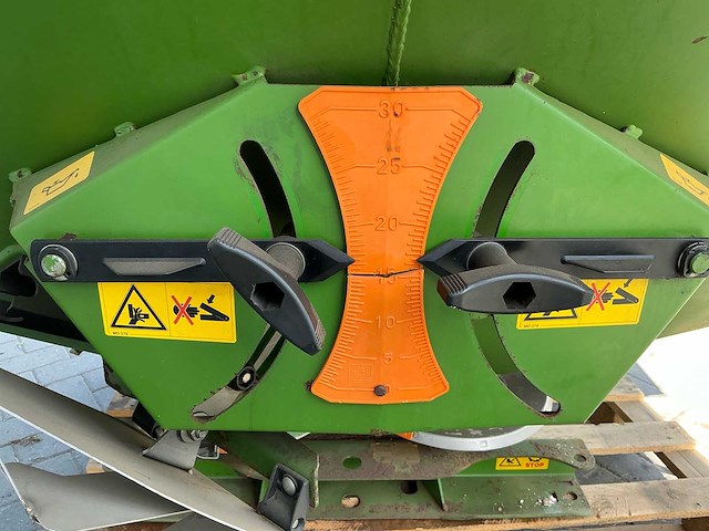 2000 amazone za-perfect 902 kunstmeststrooier - afbeelding 13 van  14