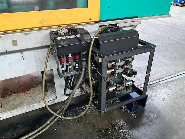 2000 arburg allrounder 420 c 1300-350 spuitgietmachine - afbeelding 14 van  30