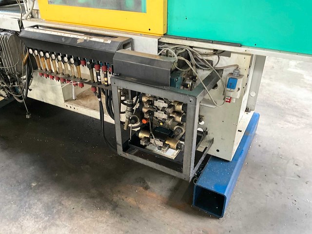 2000 arburg allrounder 420 c 1300-350 spuitgietmachine - afbeelding 10 van  27