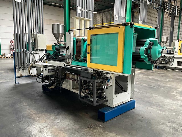 2000 arburg allrounder 420 c 1300-350 spuitgietmachine - afbeelding 12 van  27
