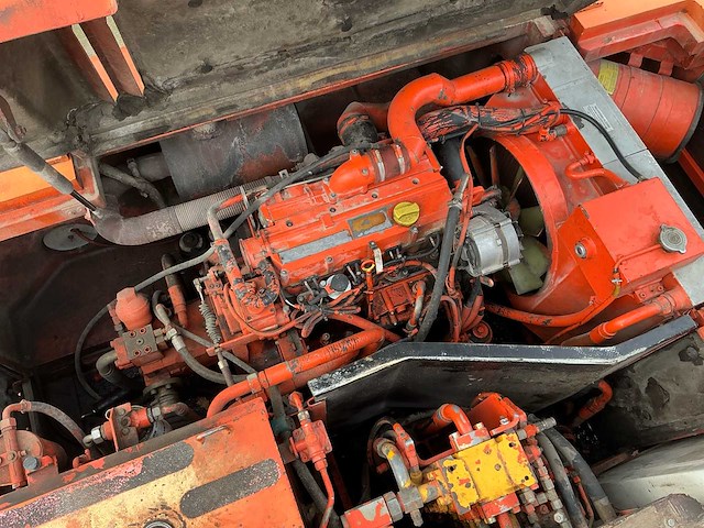 2000 atlas 1404 banden graafmachine - afbeelding 26 van  28