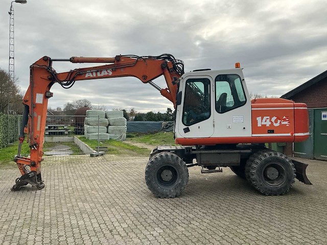 2000 atlas 1404 banden graafmachine - afbeelding 3 van  28
