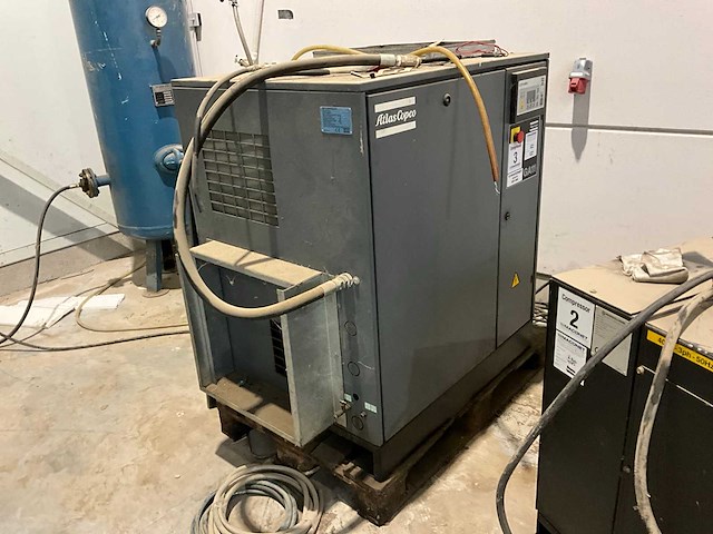 2000 atlas copco ga11 schroefcompressor - afbeelding 1 van  7