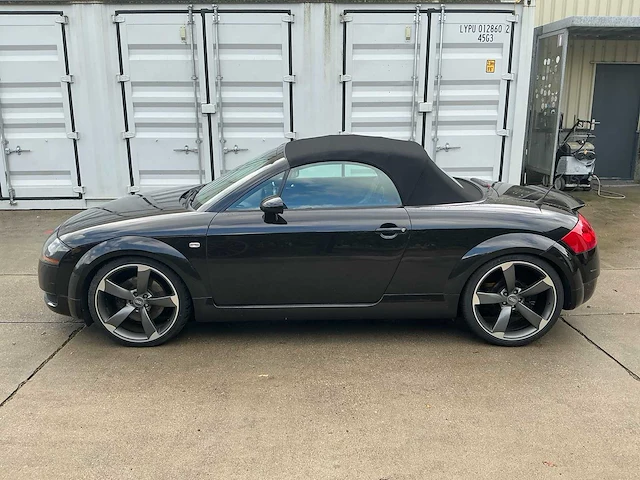 2000 audi tt roadster 1.8 5v turbo personenauto - afbeelding 17 van  40