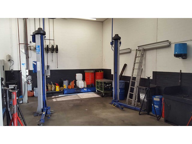 2000 autec alm 3028 hefbrug - afbeelding 2 van  5