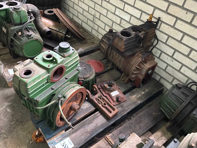 2000 battioni agri 72/h/v mestpomp (2x) - afbeelding 1 van  6