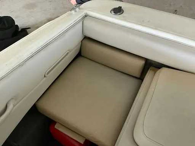 2000 bayliner capri class bowrider speedboot - afbeelding 16 van  39