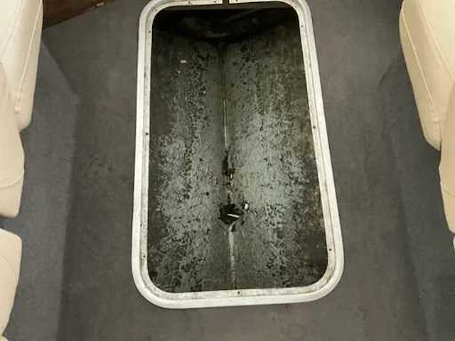 2000 bayliner capri class bowrider speedboot - afbeelding 18 van  39