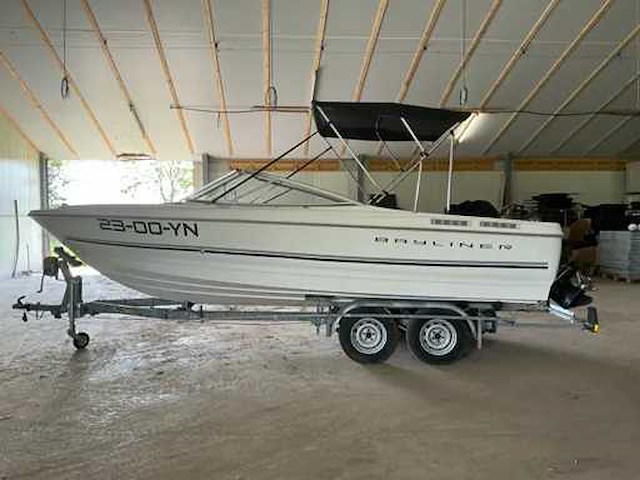 2000 bayliner capri class bowrider speedboot - afbeelding 38 van  39