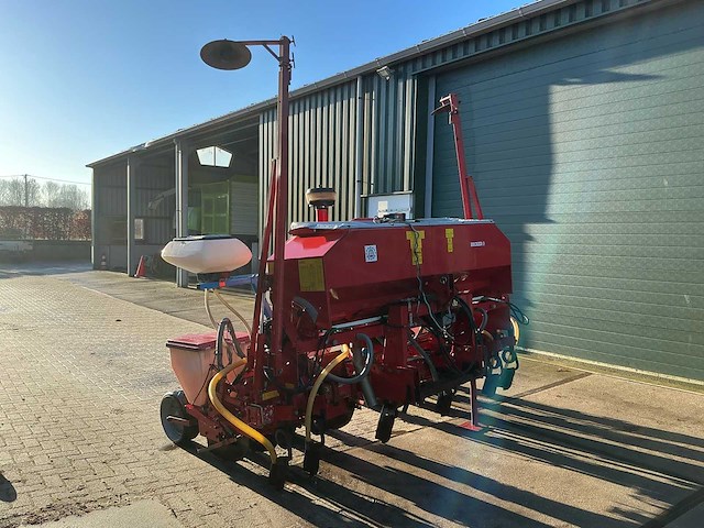 2000 becker aeromat t6z precisiezaaimachine - afbeelding 9 van  21