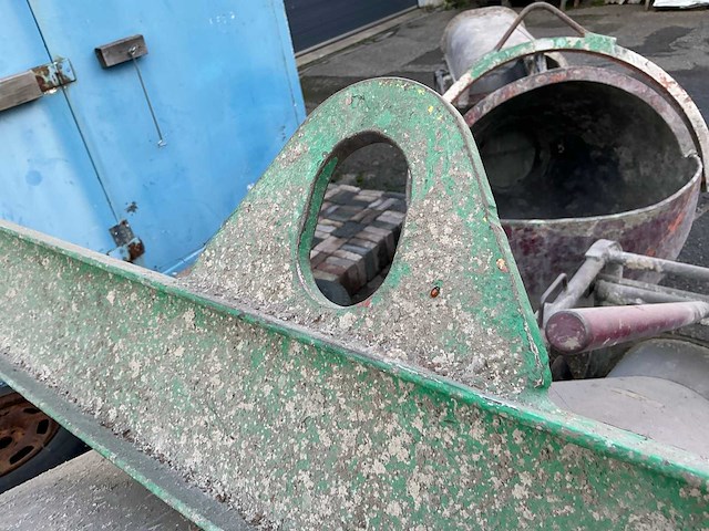 2000 beco 750l rl/ol betonkubel - afbeelding 6 van  8