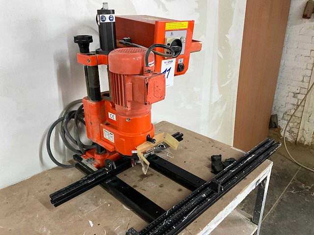 2000 blum m51p1000.50 scharnier boormachine - afbeelding 2 van  7