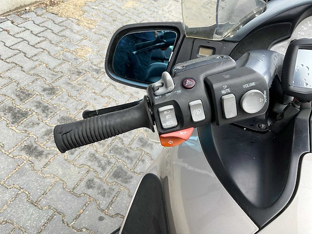 2000 bmw k1200lt motorfiets - afbeelding 18 van  21