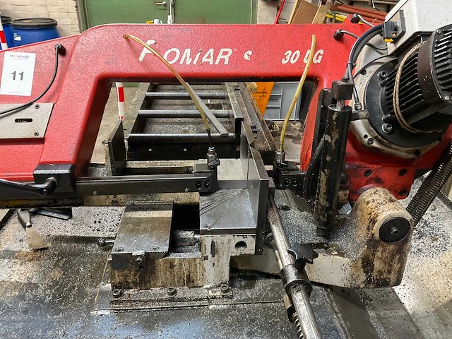 2000 bomag stg 230 g horizontale lintzaagmachine - afbeelding 4 van  8