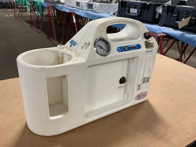 2000 boscarol ob 2024 bf-ipx1 medical suction unit - afbeelding 1 van  5