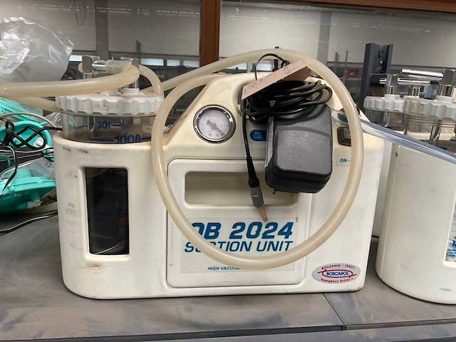 2000 boscarol ob 2024 portable suction unit - afbeelding 1 van  4