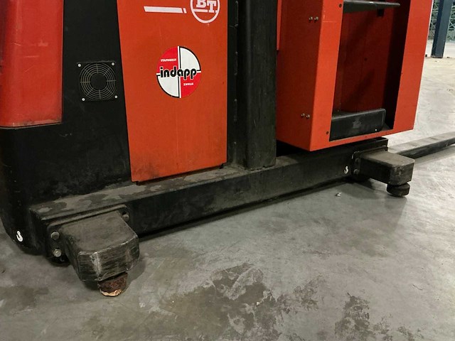 2000 bt om elektrische orderpicker - afbeelding 11 van  29