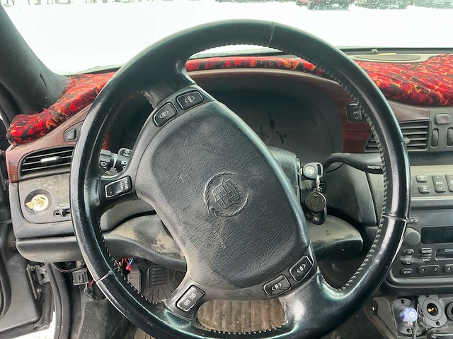 2000 cadillac de ville v8 ''the beast'' - personenauto - afbeelding 39 van  75