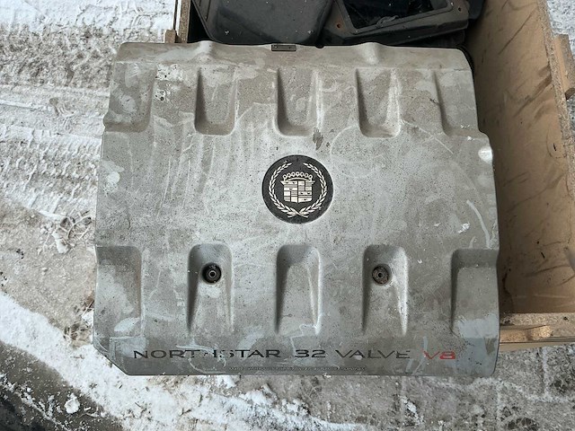 2000 cadillac de ville v8 ''the beast'' - personenauto - afbeelding 60 van  75