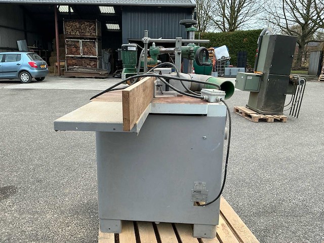 2000 casadei f3 mes en groefmachine - afbeelding 18 van  21