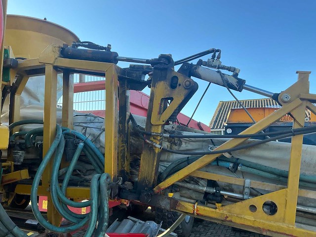 2000 challenger rogator 618 veldspuit / portaalspuit - afbeelding 9 van  38