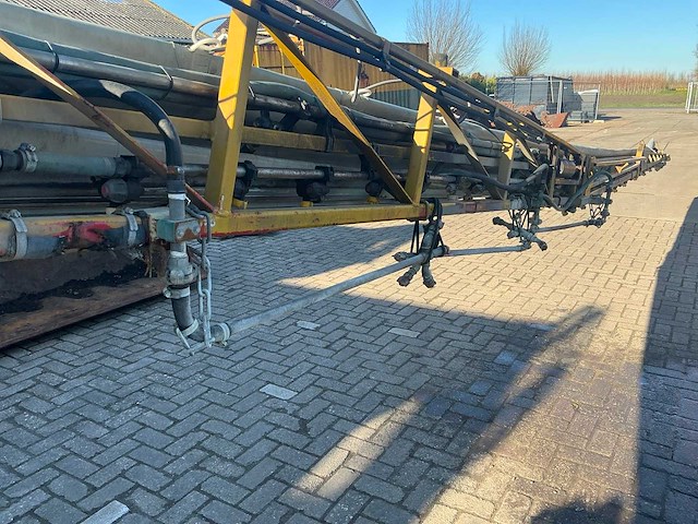 2000 challenger rogator 618 veldspuit / portaalspuit - afbeelding 11 van  38