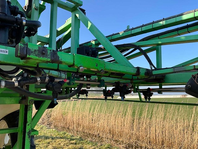 2000 chd 3533 veldspuit - afbeelding 17 van  41