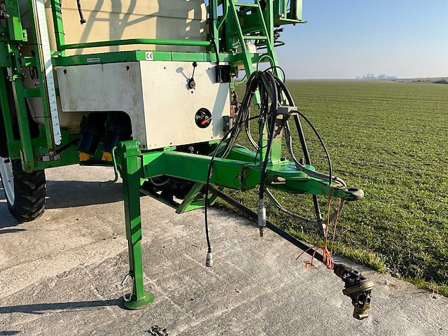 2000 chd 3533 veldspuit - afbeelding 41 van  41