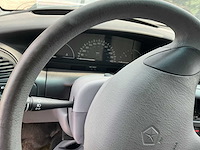 2000 chrysler caravan mpv personenauto - afbeelding 3 van  15