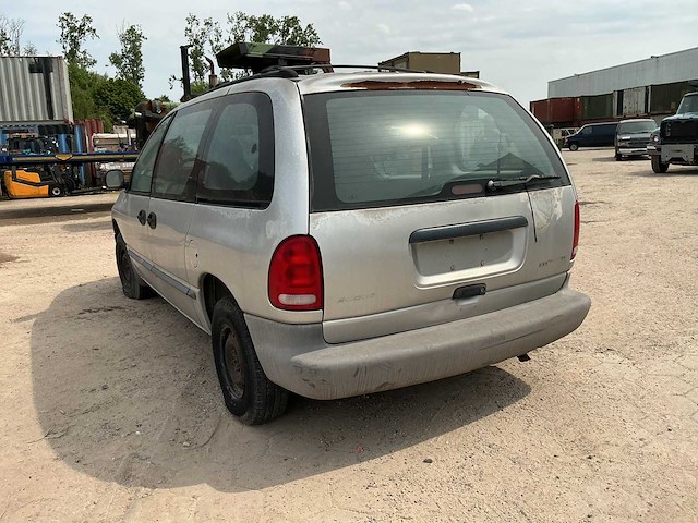 2000 chrysler caravan mpv personenauto - afbeelding 10 van  15