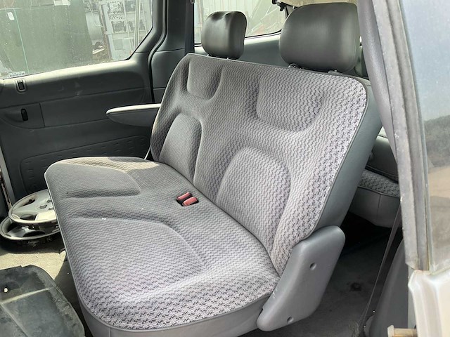 2000 chrysler caravan mpv personenauto - afbeelding 14 van  15
