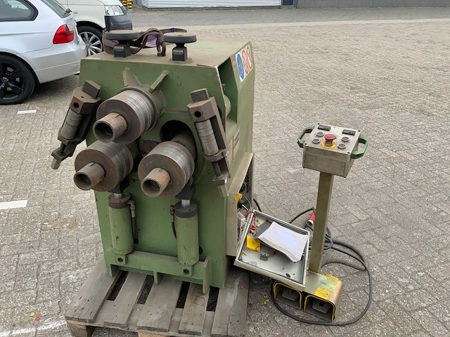 2000 comac 303 hv profielbuigmachine - afbeelding 1 van  12