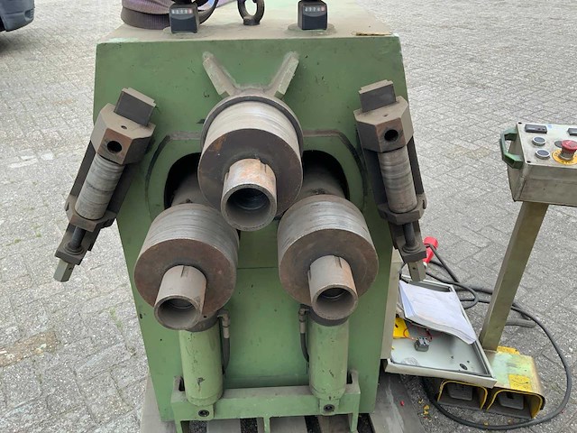 2000 comac 303 hv profielbuigmachine - afbeelding 9 van  12