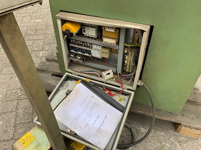 2000 comac 303 hv profielbuigmachine - afbeelding 12 van  12