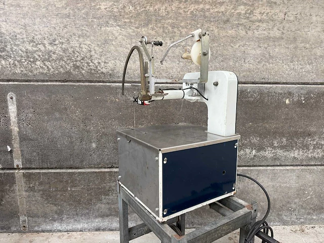 2000 cyklop mini plc bindmachine - afbeelding 3 van  7