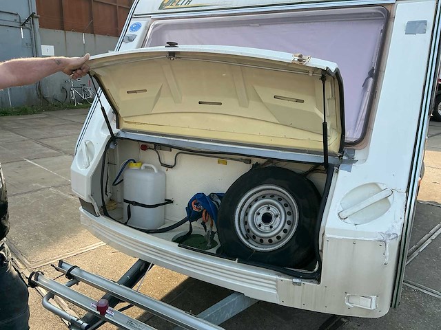 2000 delta 3900 tz caravan - afbeelding 15 van  18