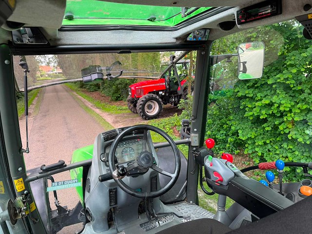 2000 deutz-fahr 135 mk3 vierwielaangedreven landbouwtractor - afbeelding 2 van  9