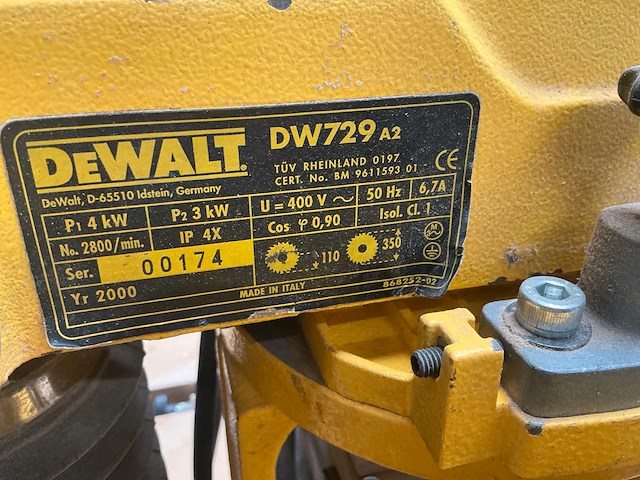 2000 dewalt dw729a2 radiaalafkortzaagmachine - afbeelding 10 van  14