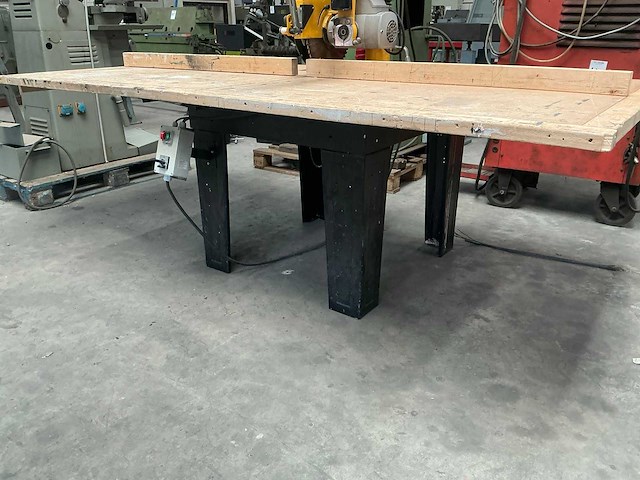 2000 dewalt dw729a2 radiaalafkortzaagmachine - afbeelding 3 van  14