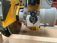 2000 dewalt dw729a2 radiaalafkortzaagmachine - afbeelding 1 van  1