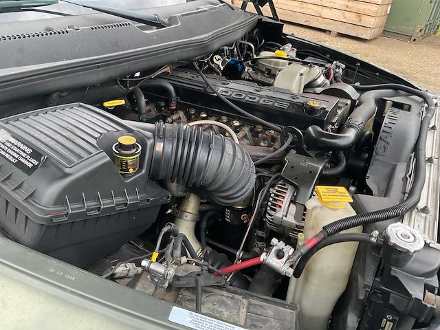 2000 dodge 2500 ram vliegtuigsleper - afbeelding 11 van  12