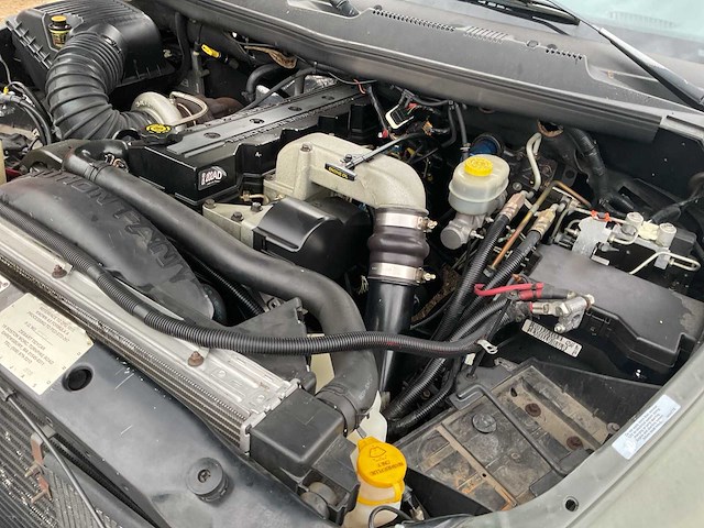 2000 dodge 2500 ram vliegtuigsleper - afbeelding 1 van  12