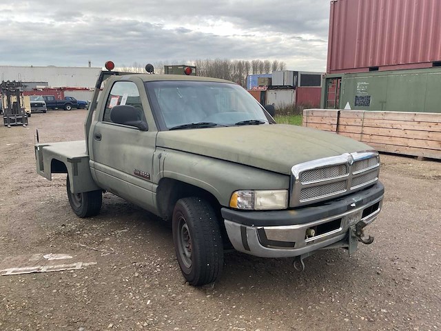 2000 dodge 2500 ram vliegtuigsleper - afbeelding 7 van  12