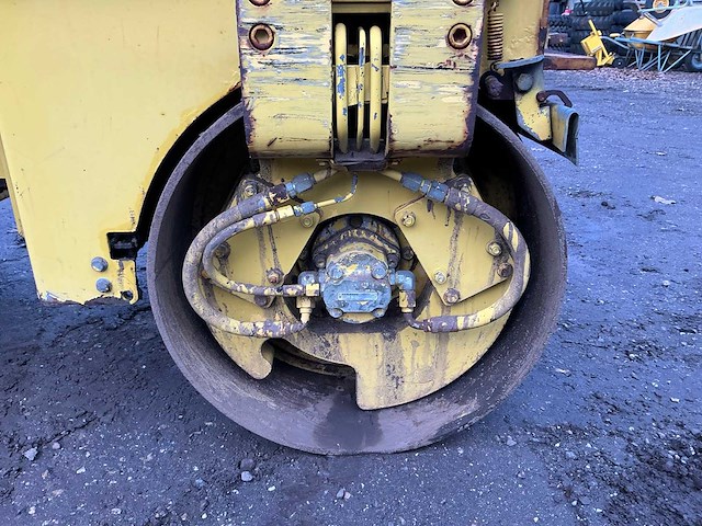 2000 dynapac cc82 grondwals - afbeelding 4 van  25