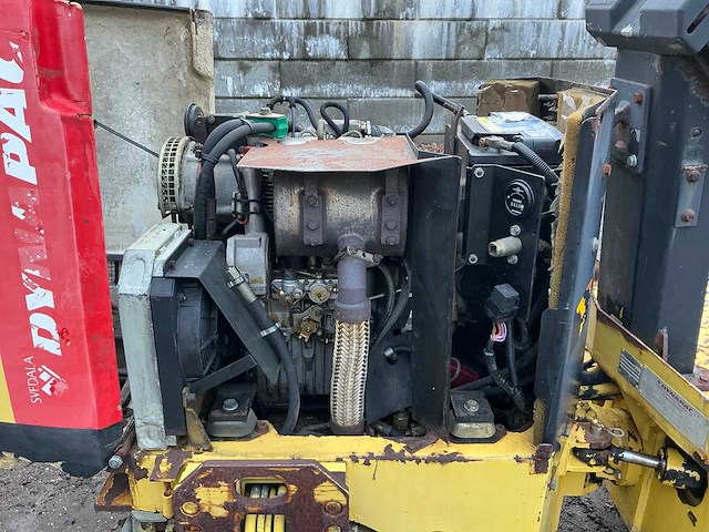 2000 dynapac cc82 grondwals - afbeelding 16 van  25
