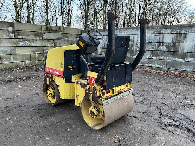 2000 dynapac cc82 grondwals - afbeelding 19 van  25