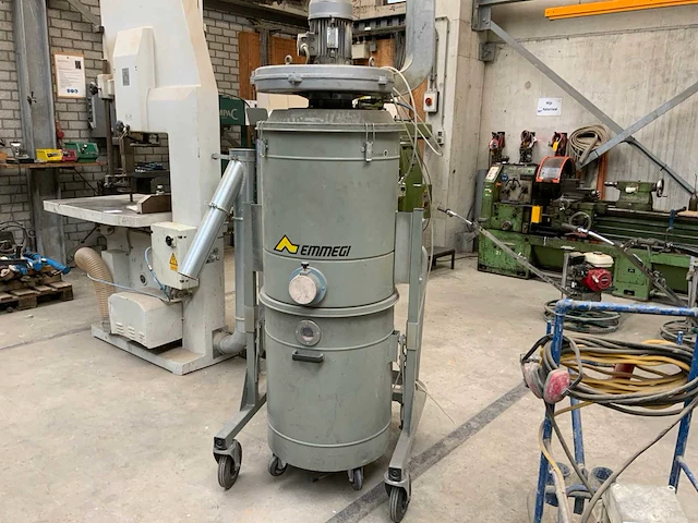 2000 emmegi mg4 mobiele afzuiginstallatie - afbeelding 1 van  7