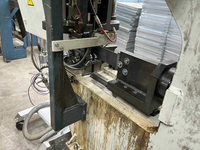 2000 e.m.s. ct76/2 auto buizensnijder - afbeelding 16 van  33