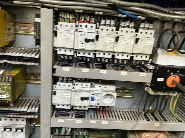 2000 e.m.s. ct76/2 auto buizensnijder - afbeelding 24 van  33