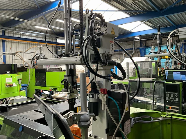 2000 engel es 200/45 hl - victory spuitgietmachine - afbeelding 17 van  17